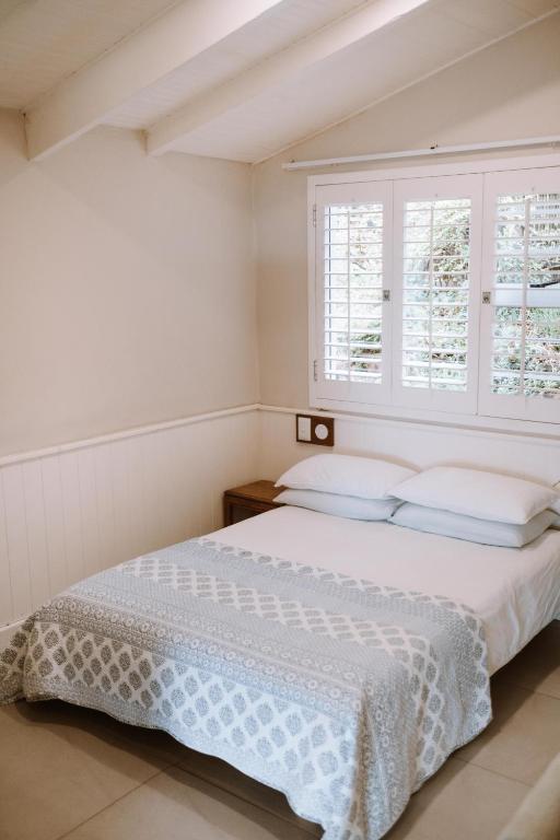 Pebbles Beach Cottage photo