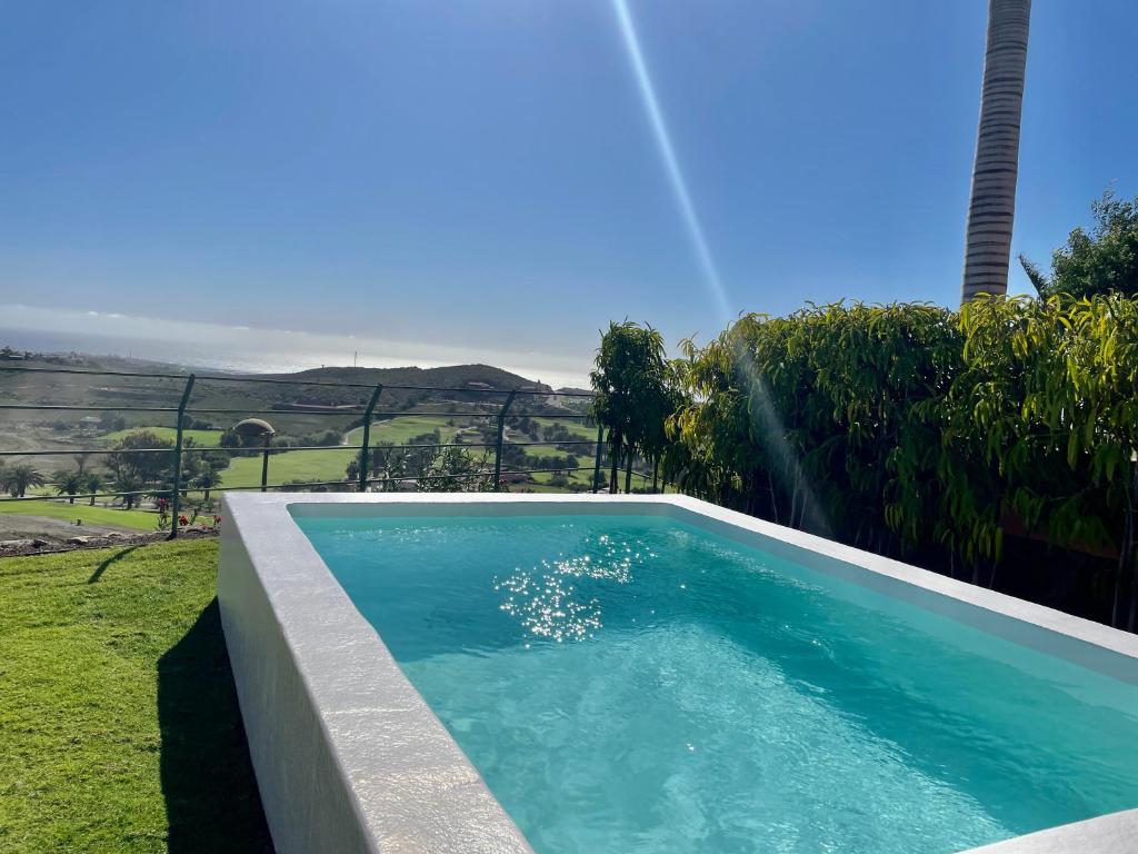 HomeForGuest Salobre Villa, 5pax, pool and great views - 2