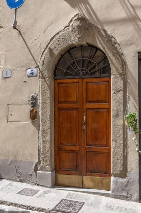 Sweet Apartment Near Piazza Pitti - 2