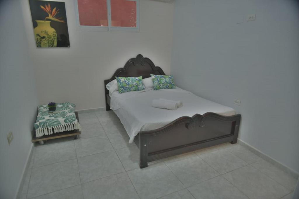 2CB-4 APARTAMENTO DE 2 ALCOBAS EN EL CENTRO HISTORICO CON AIRE ACONDICIONADO Y WIFI - 4