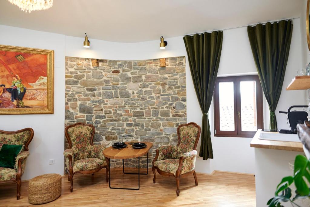MM Apartments 4