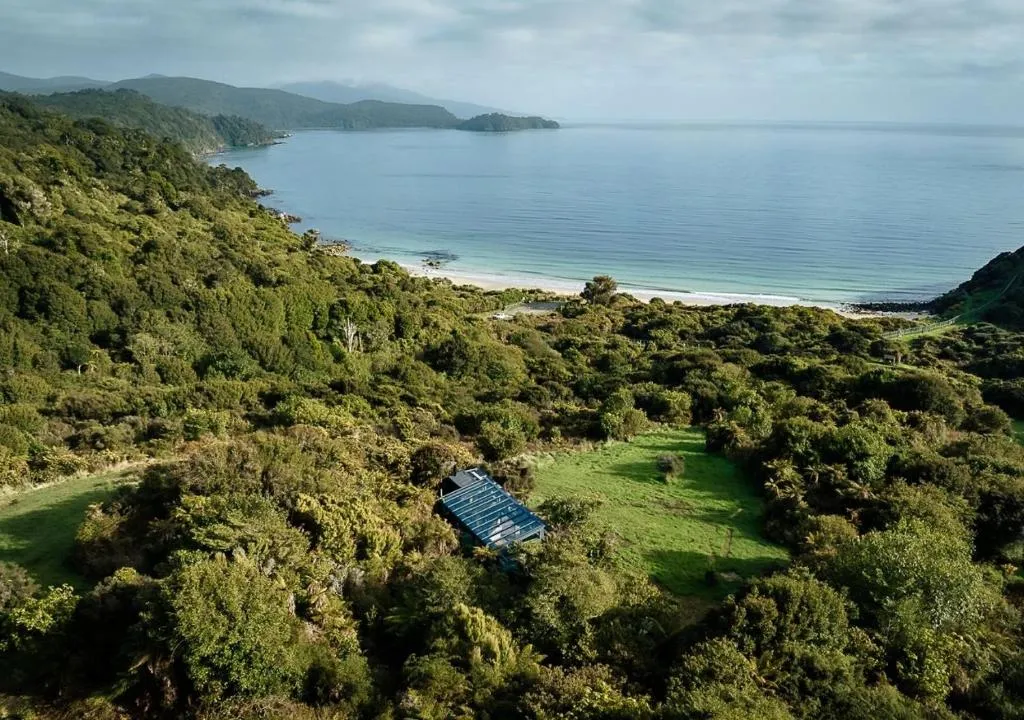 Tokoeka PurePod, hotel in Stewart Island