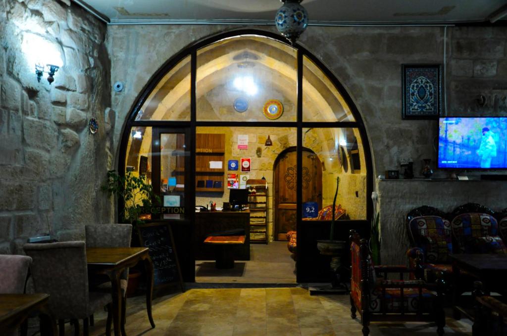 Miracle Cave Hotel photo