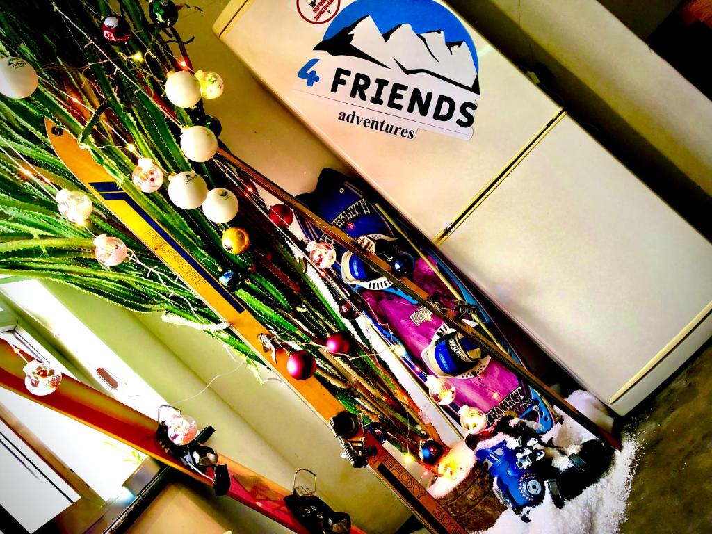 4 Friends Hostel photo