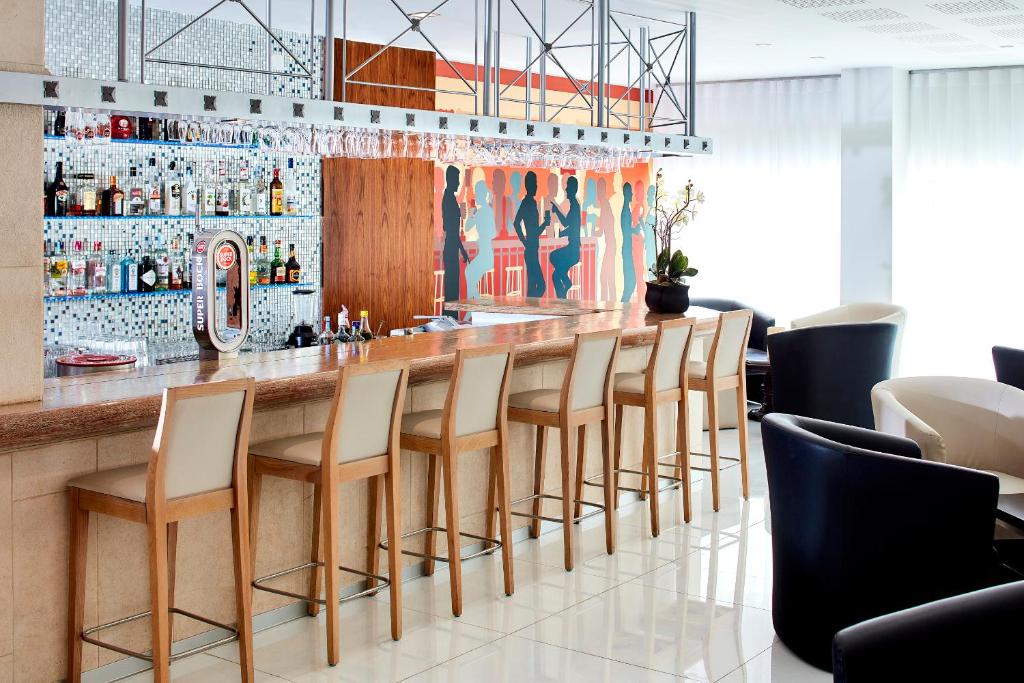 Bar/lounge