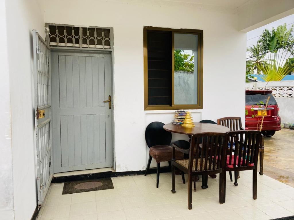 Mikocheni Home stay photo