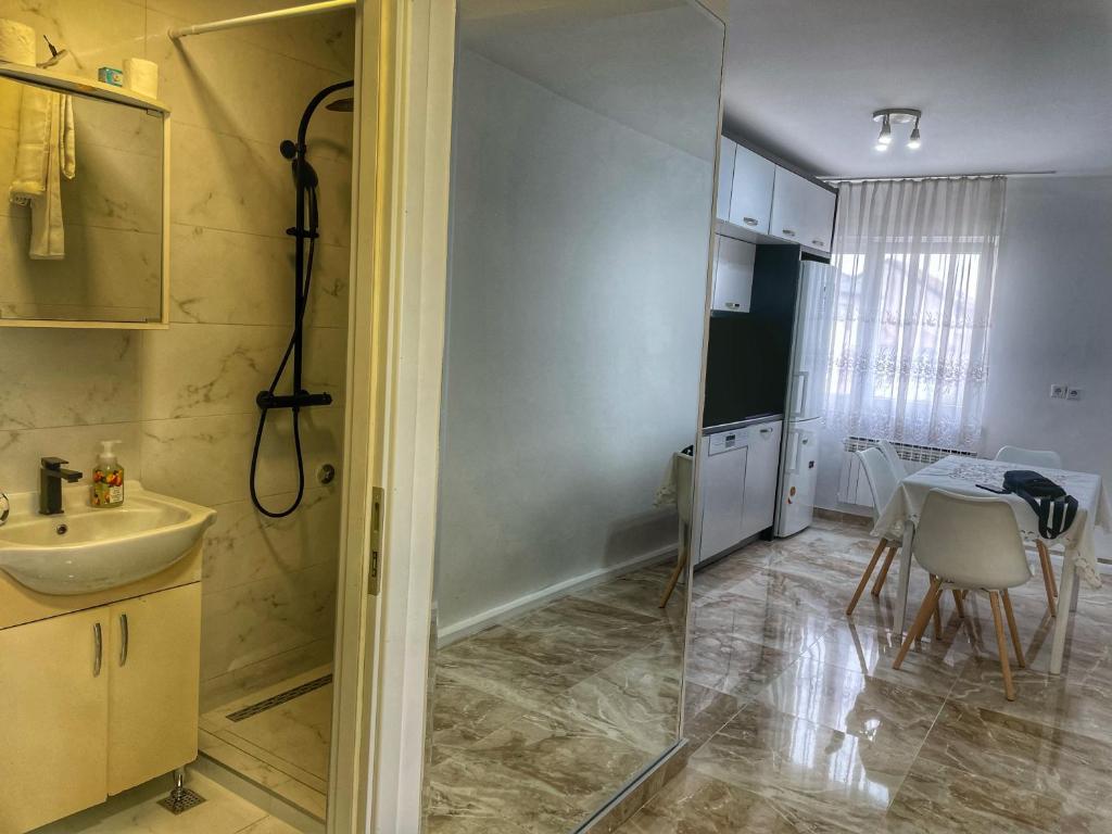 Sarajevo Skyline Suite - 5