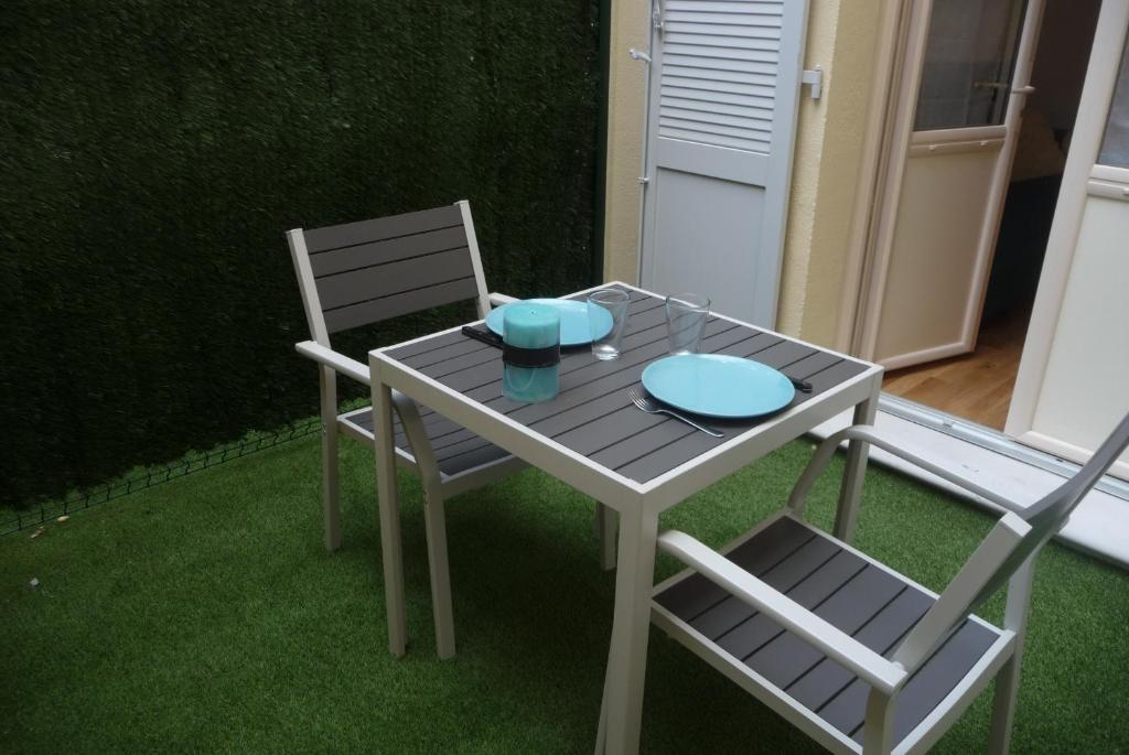 Studio mezzanine avec Terrasse privative cosy - REF MIMONT - 2