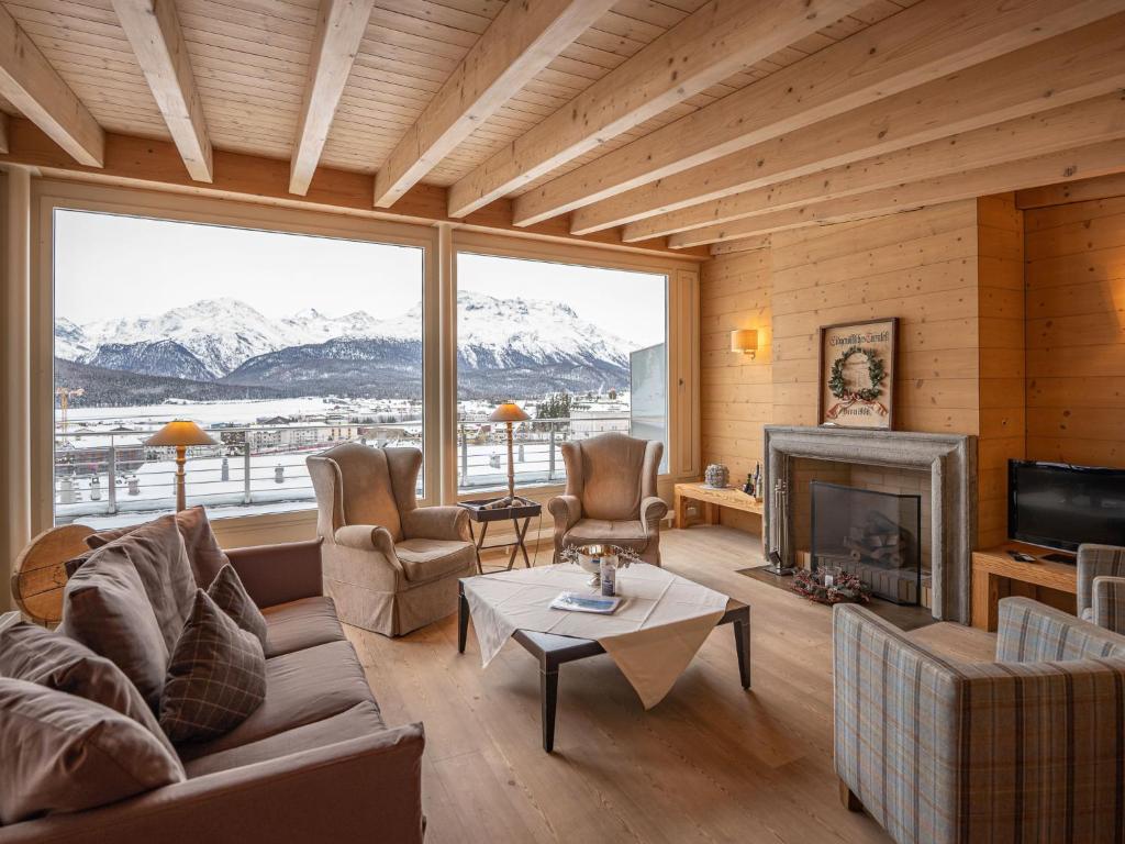 Apartment Chesa Crusch 7 by Interhome, Samedan