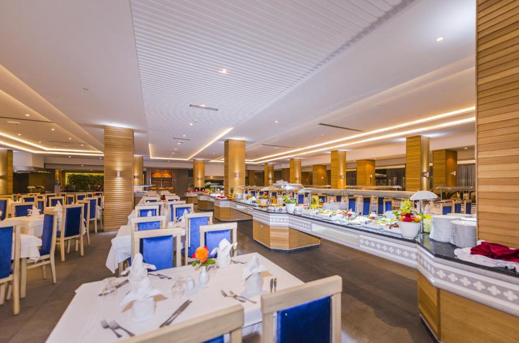 Abou Sofiane Hotel — Restaurant & bars in Port El Kantaoui