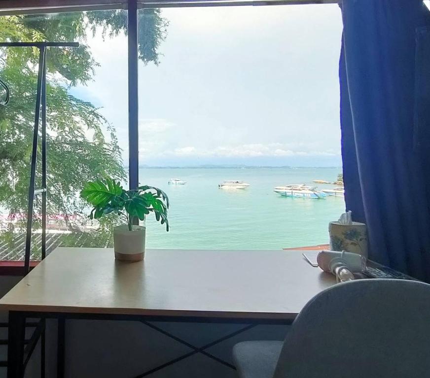 I-Talay Zone Sea Hotel photo