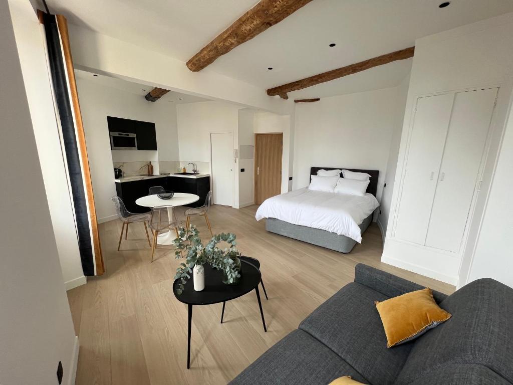 Appartement 33 m2 comme une junior suite - vue Port et Palais des festivals - 5
