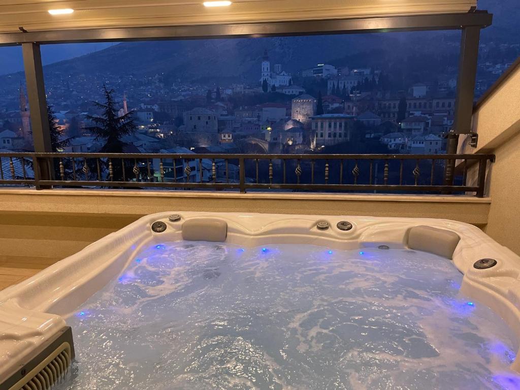 Penthouse with Old bridge view and jacuzzi - 3