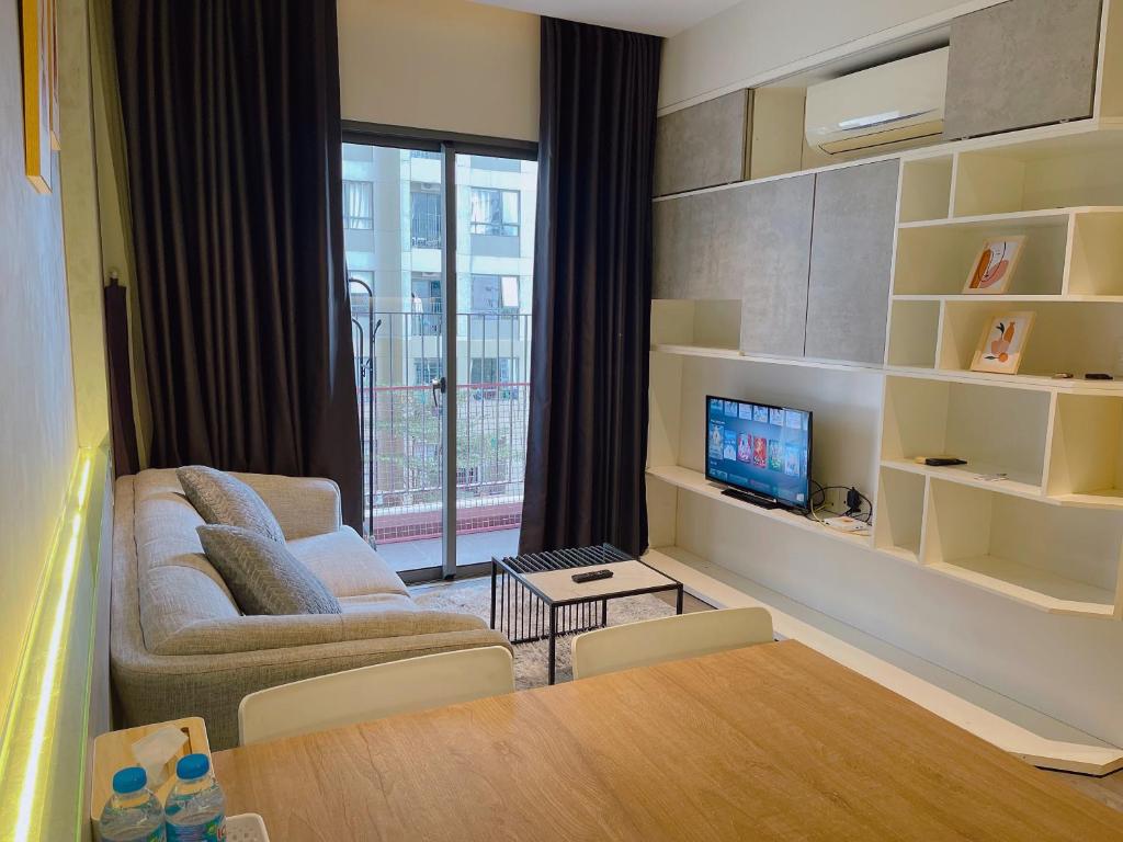 2BR Luxury Apartment at Masteri Thao Dien photo