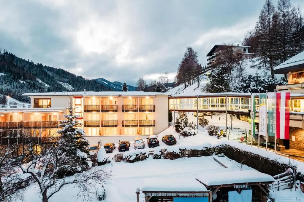 Gesundheits- & Wellness Resort Oberzeiring, hotell sihtkohas Oberzeiring
