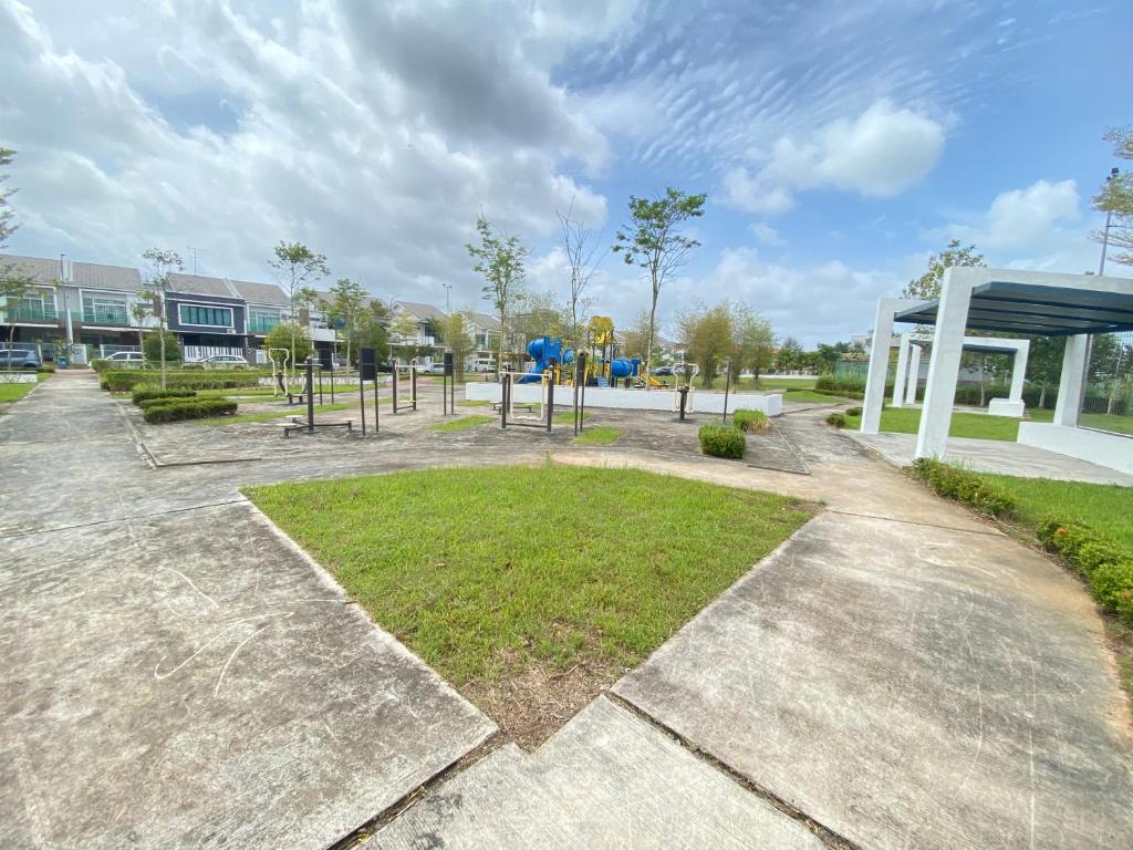 Desaru City Centre NetFlix High Speed Internet 19 photo