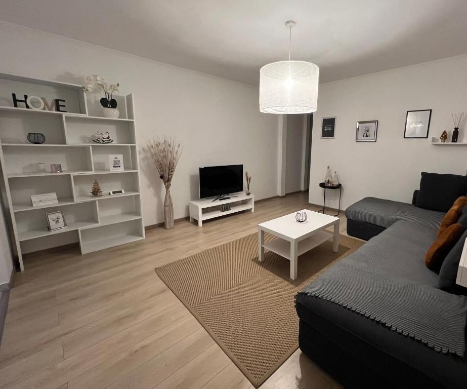 Apartment - Place Jourdan &amp; EU institutions — Hotel in Brussels