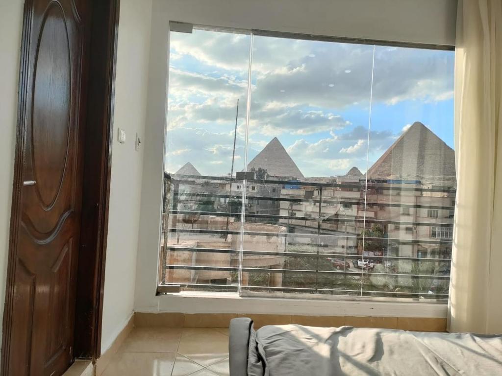 Happy Friends pyramids in Cairo, Egypt - reviews, prices | Planet of Hotels