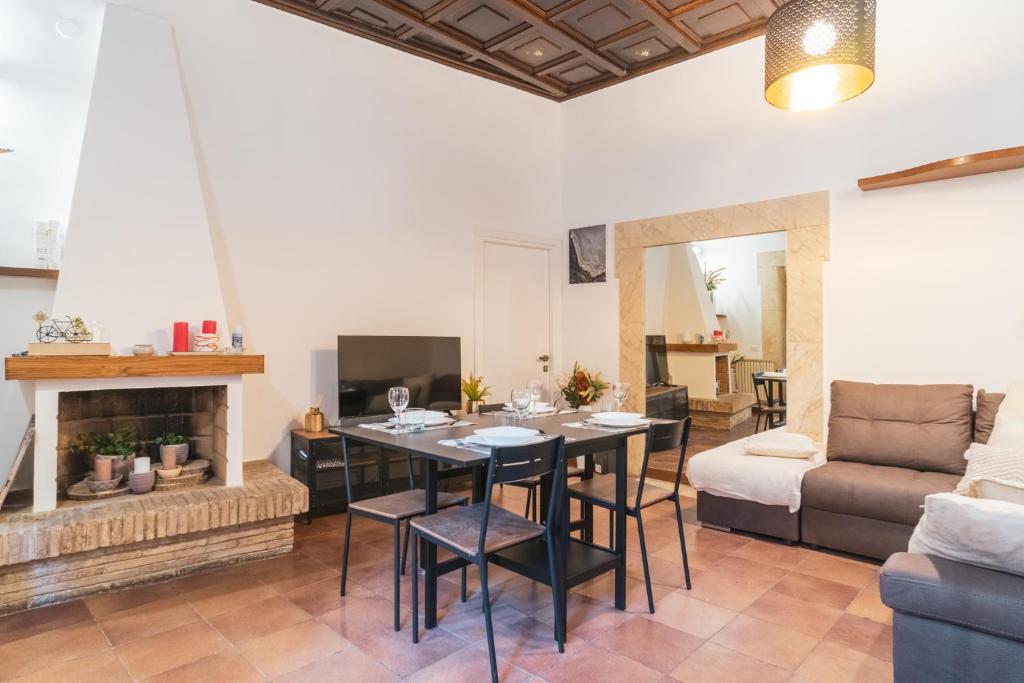 Giubbonari 23 luxury home, Roma