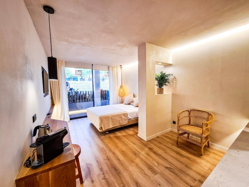 S´Estancia Suites — Hotel rooms in Es Mercadal, Balearic Islands