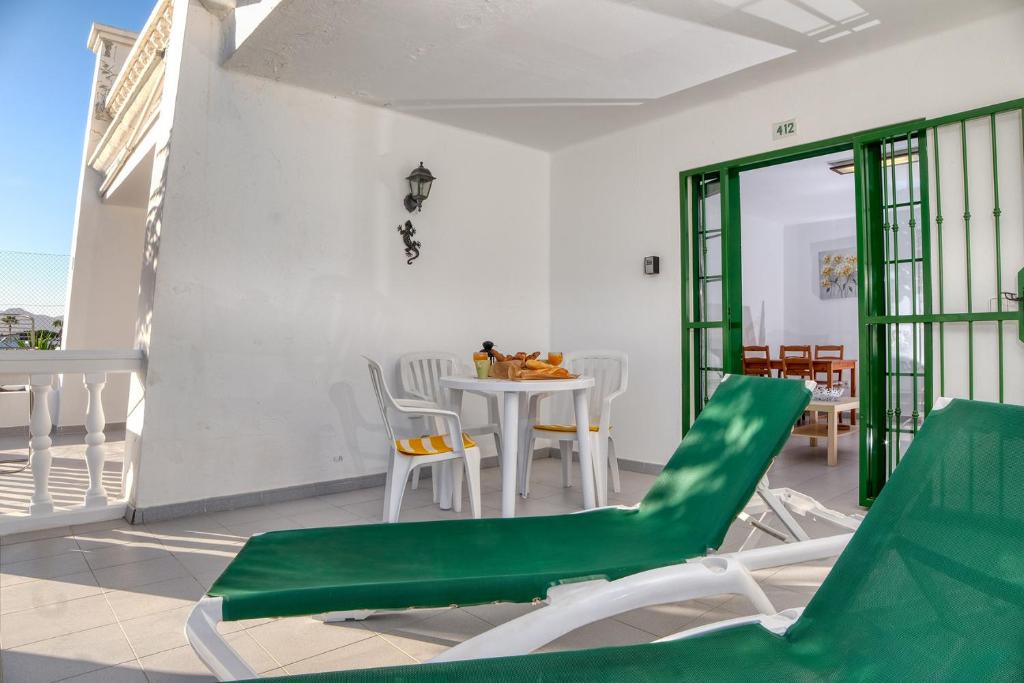 Sky and Sea Loma Verde - Pool and terrace with sea view - By Lanzarote Vacation Homes - 3