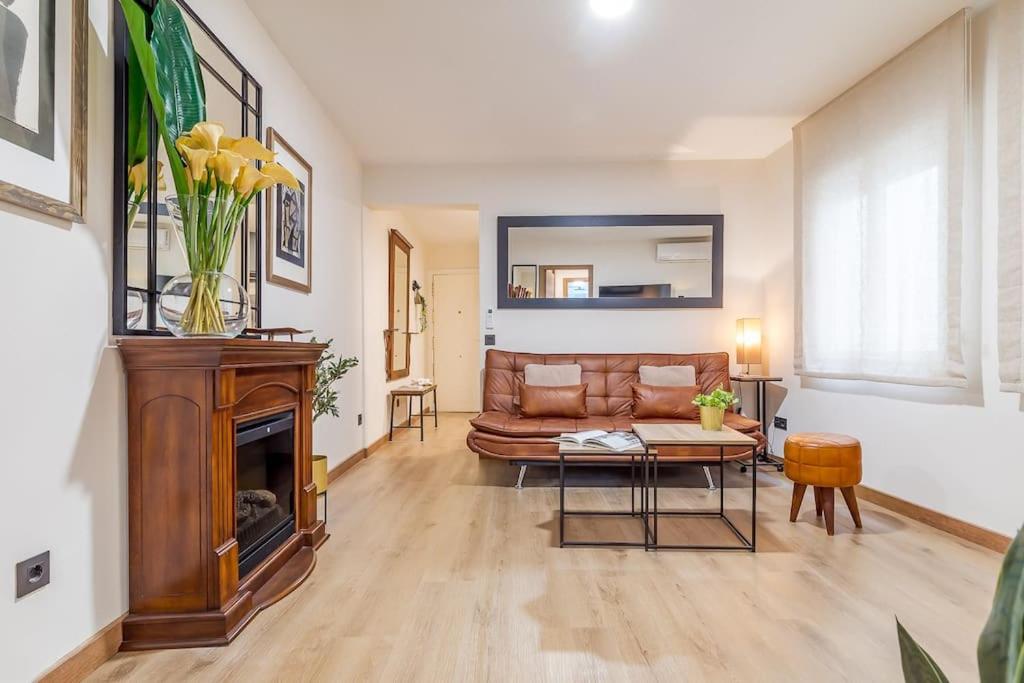 Apartamento reformado y tranquilo junto a Gran Vía - 2