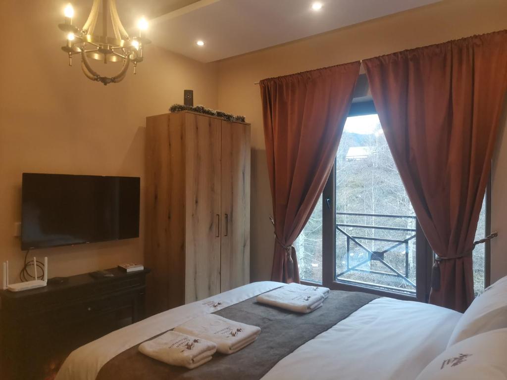 Golden Mountain A75 NLux Milmari - 5