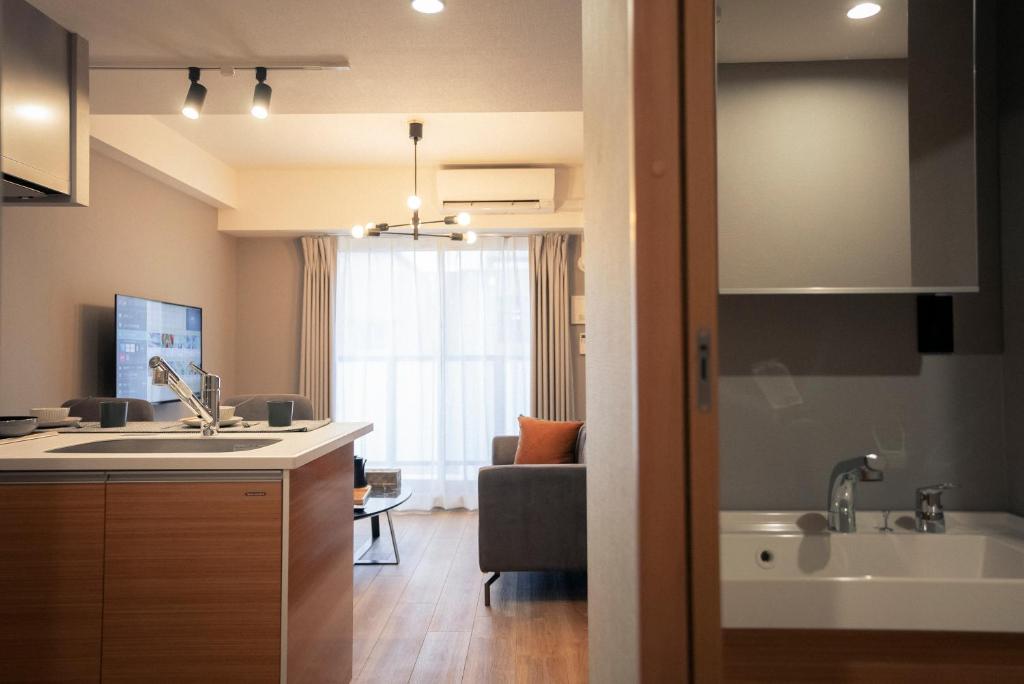 谷町君HOTEL 心斎橋東32