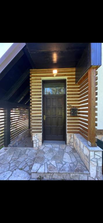 Mountain House 1984 - 3