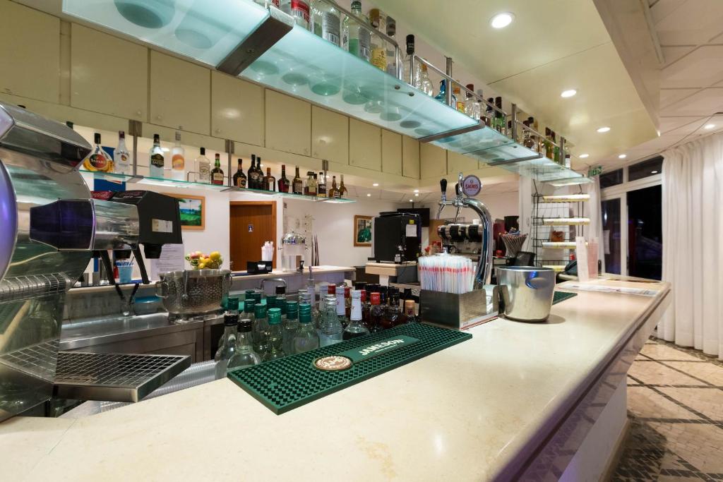 Bar/lounge