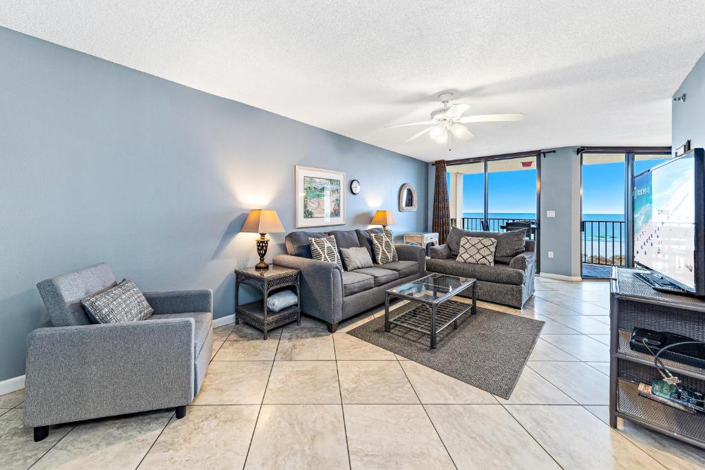 Phoenix V 202, Orange Beach