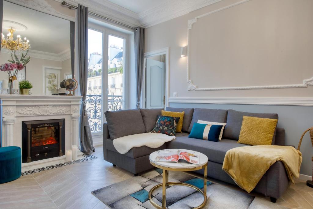 Charmant 100m2 avec 3CH - Romantique Centre Ville - 2