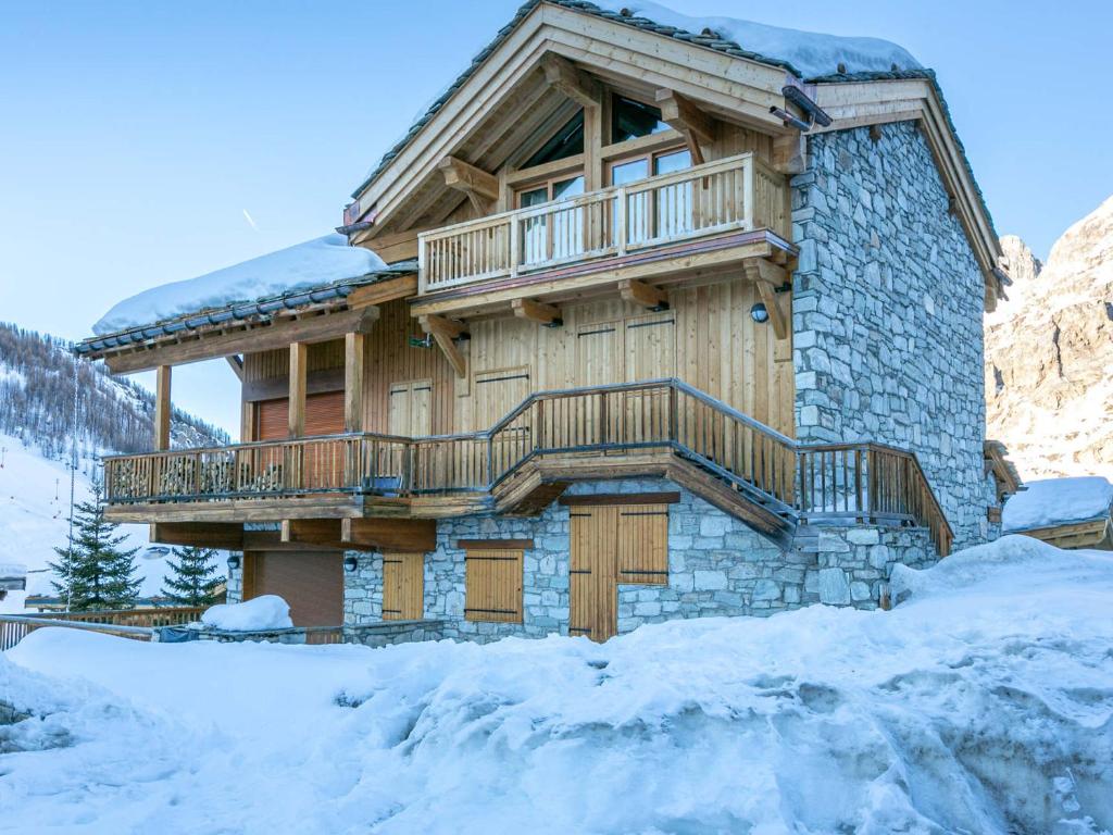 Appartement rustique avec cheminée, terrasse et garage à Val d'Isère - FR-1-694-16 - 3