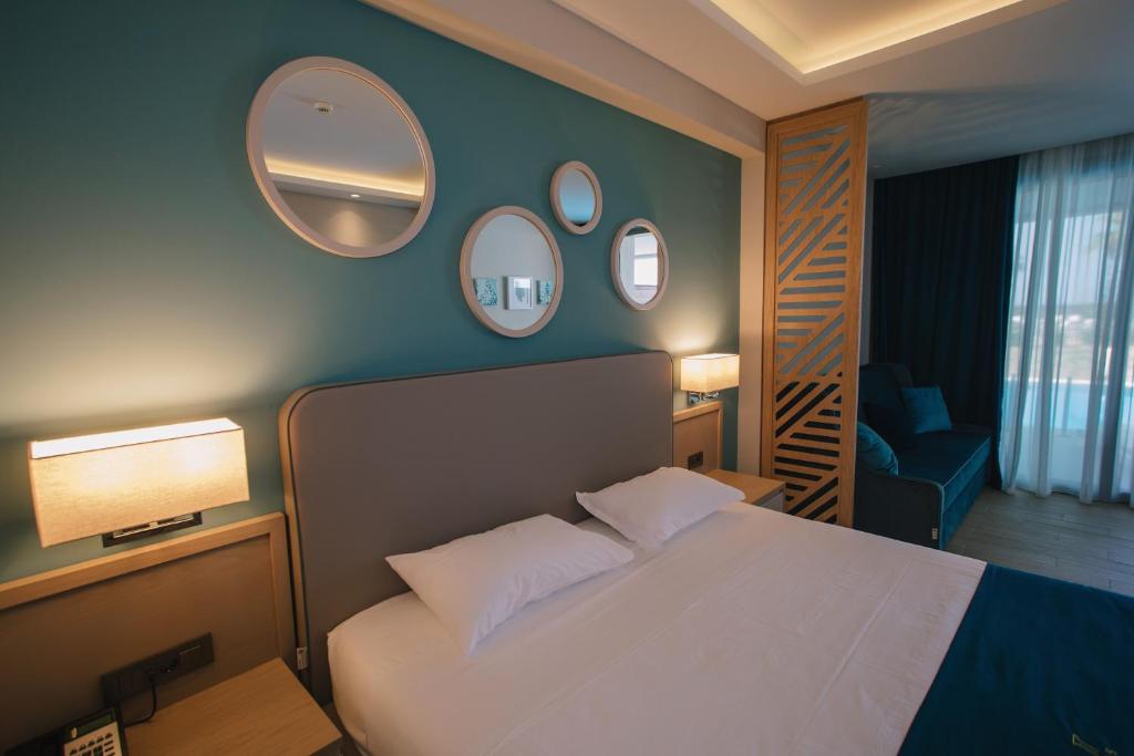 Almyros Beach Resort & Spa — Pokoje in Acharawi, Wyspy Jońskie