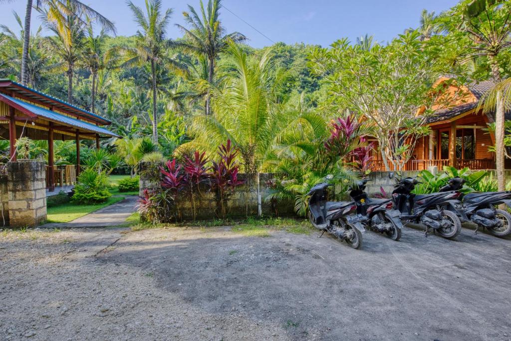 Puri Yalus Bungalow photo