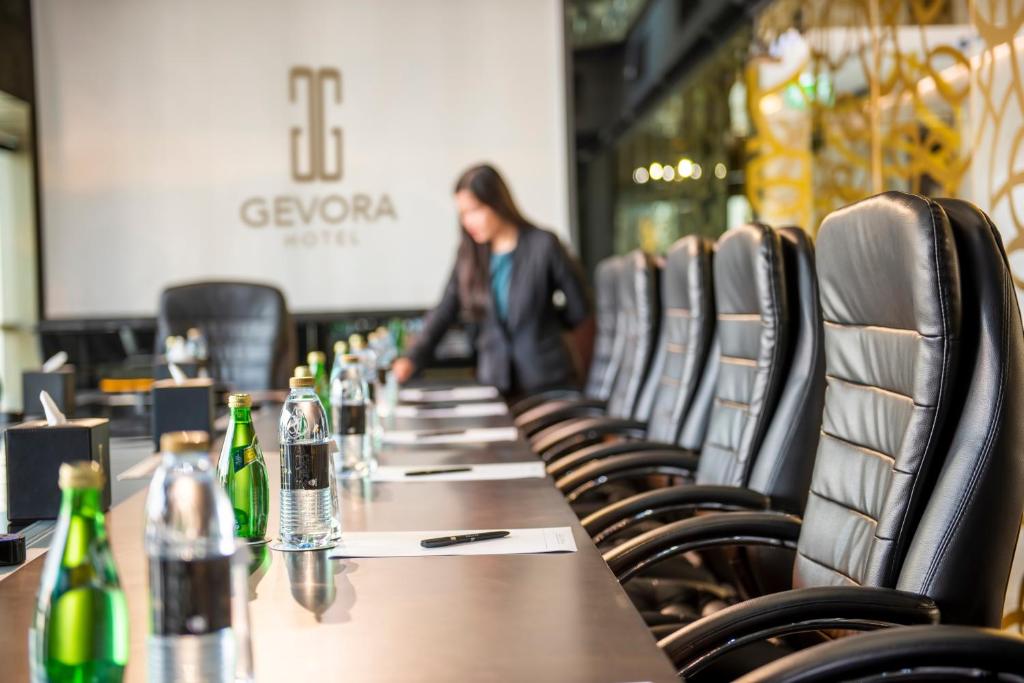 Tárgyalóterem/bálterem