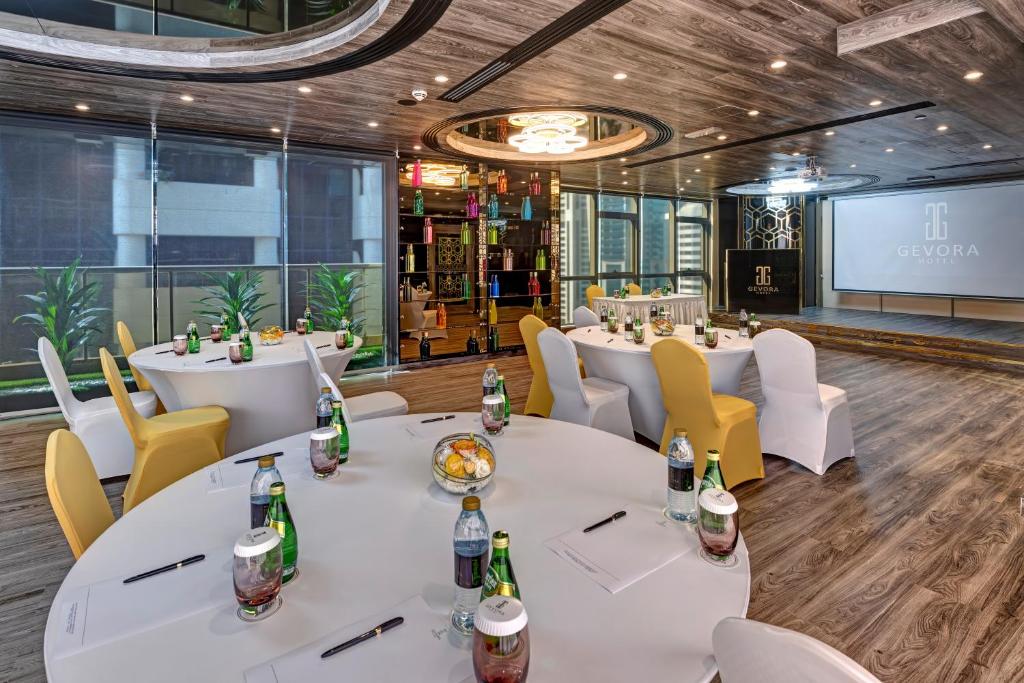 Конференц-зал/Банкетный зал