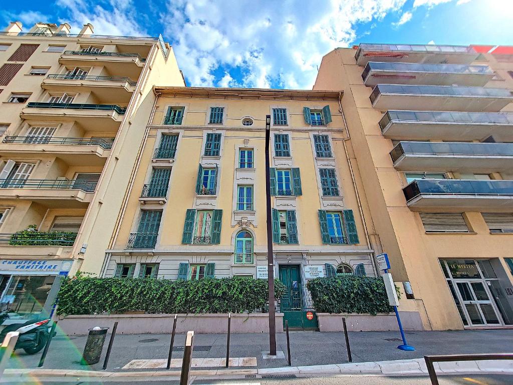 Nestor&Jeeves - ROSIE FRANCE RIVIERA - Close sea - Balcony - 3
