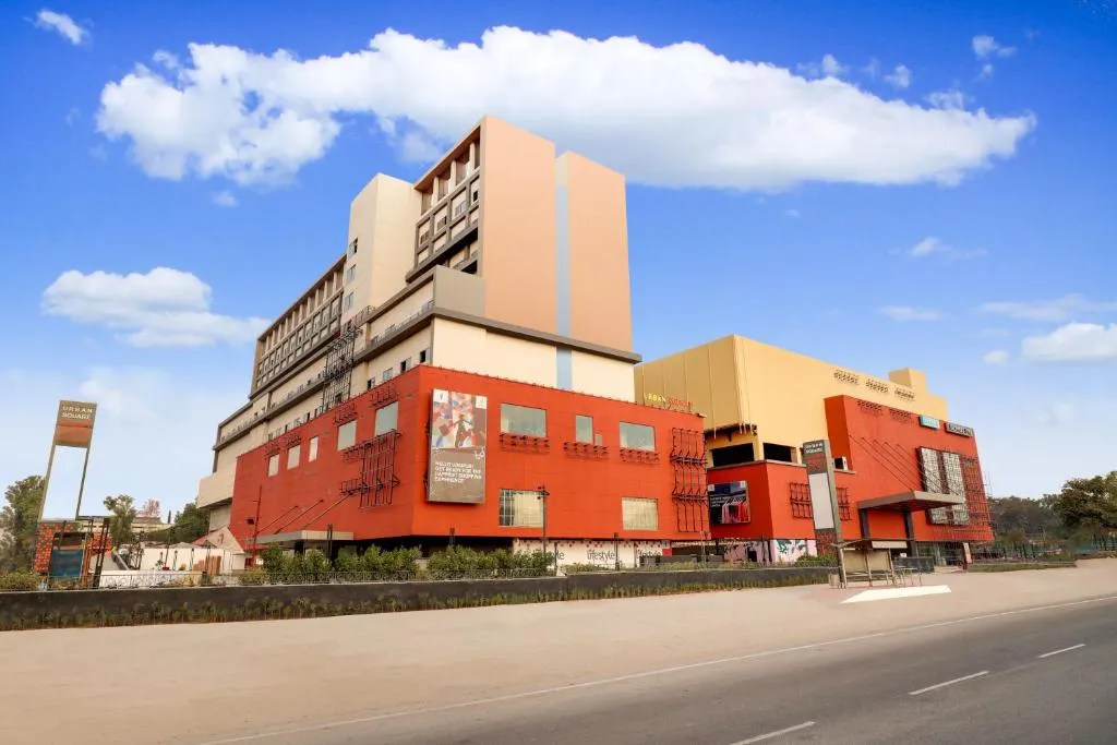 Keys Lite by Lemon Tree Hotels, Urban Square, Udaipur，位于乌代浦的酒店