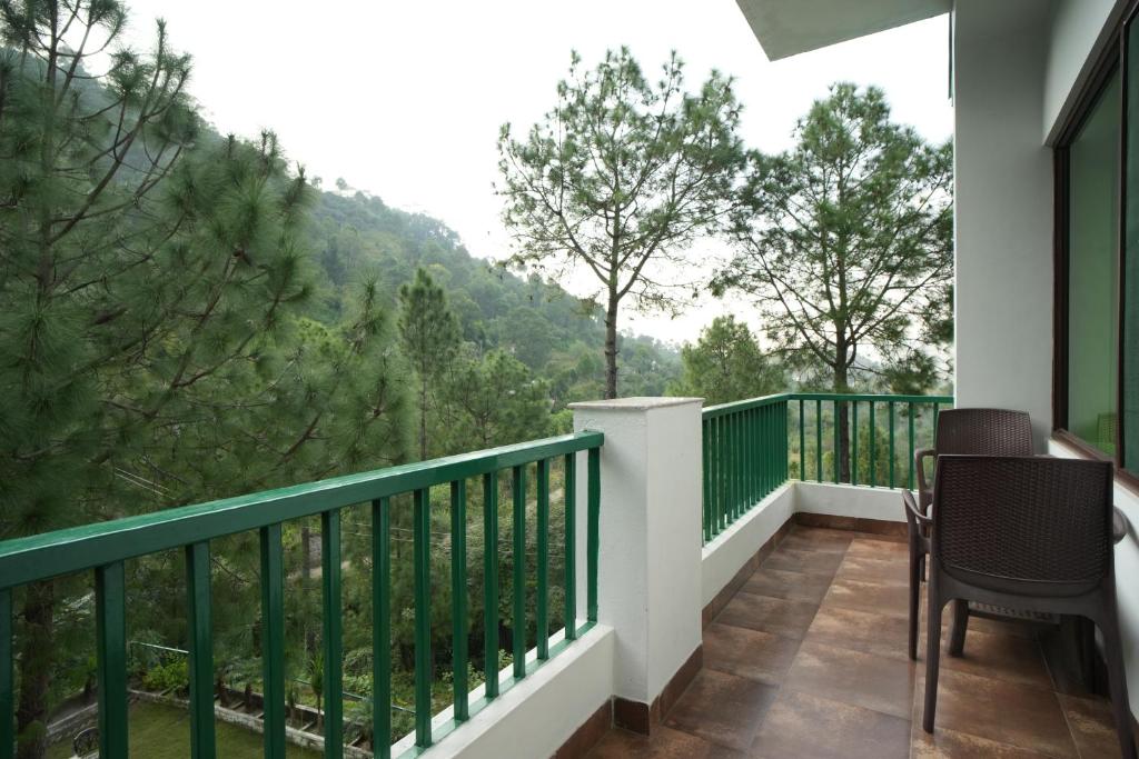Pineland Resorts & Chalets Kasauli photo