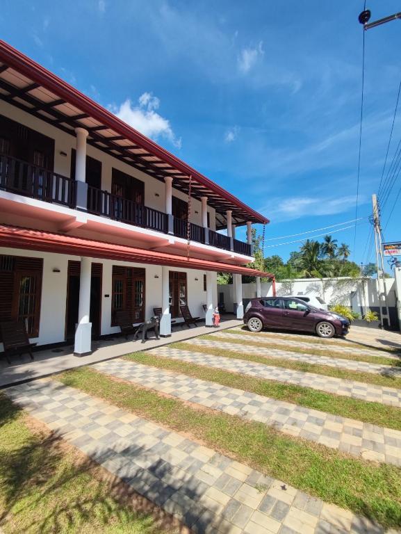 Sara Place, Tangalle