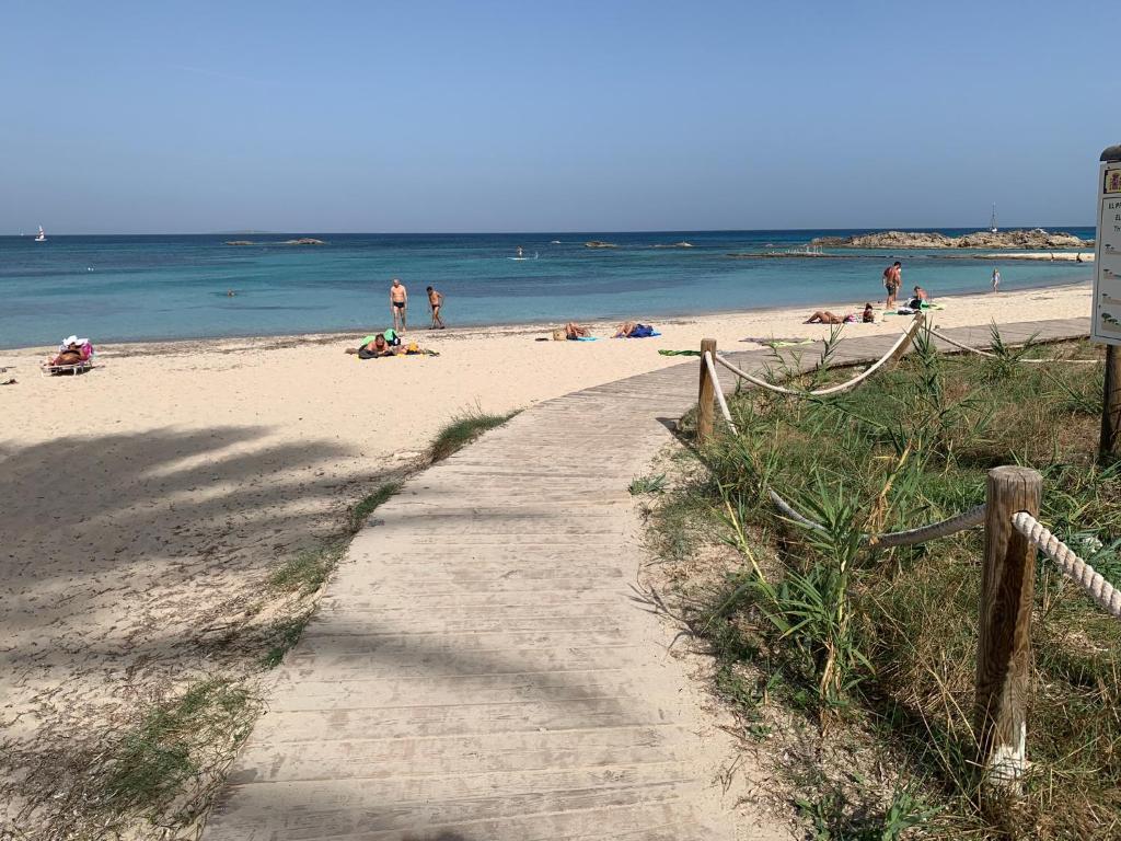 Apartamentos Pujolet — Hotel in Formentera