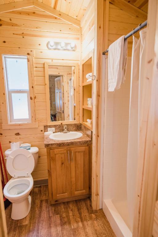 Tahoe Valley Cottage 2 photo