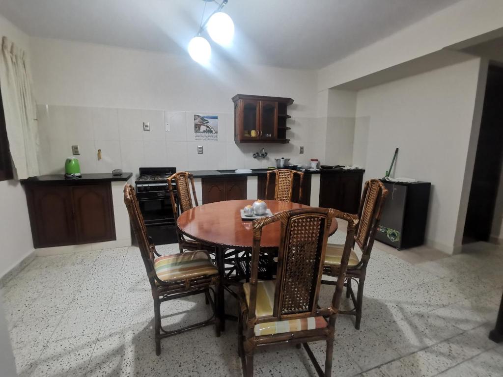 departamento céntrico y confortable - 5