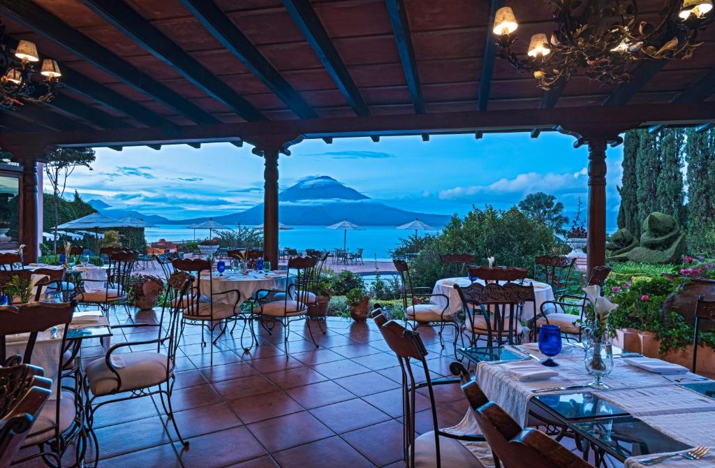 호텔 아티틀란 (Hotel Atitlan)
