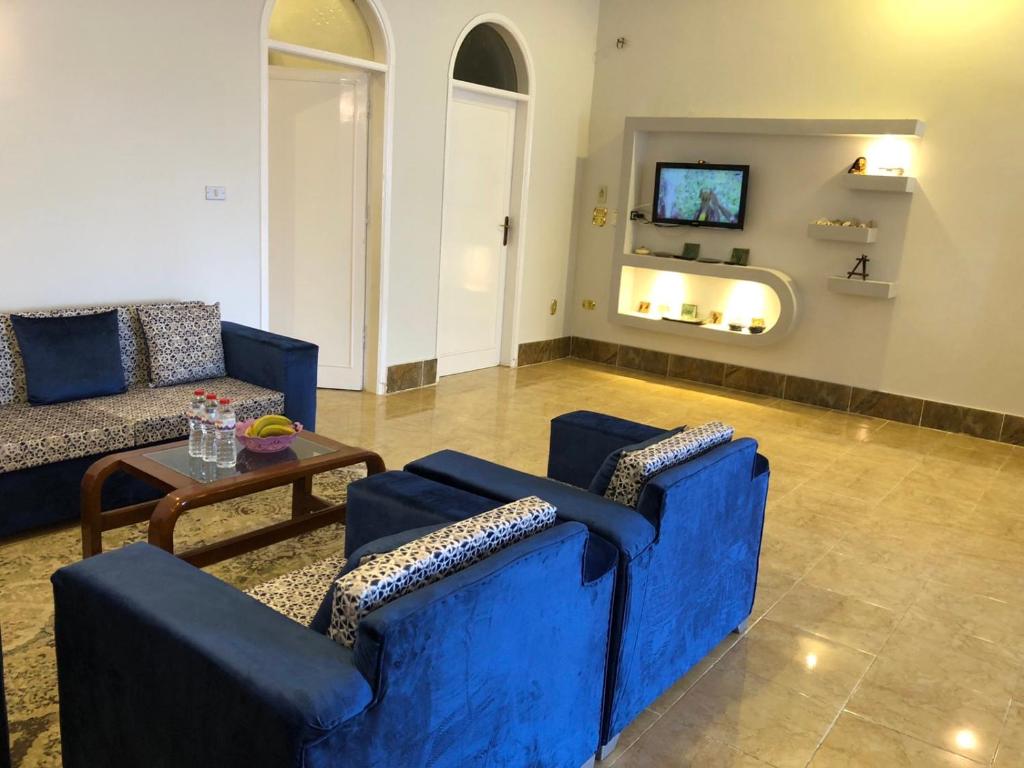 2 베드룸 아파트먼트