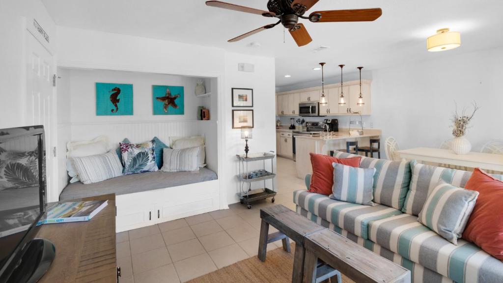 Rollin Tide C7 - Think Happy Thoughts, Santa Rosa Beach