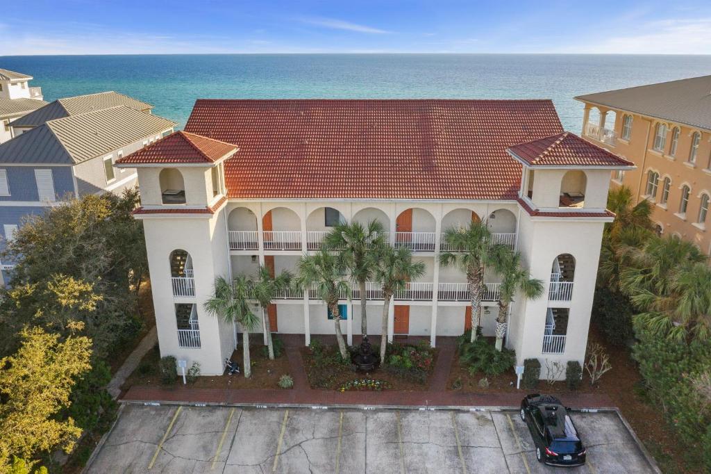 Capistrano E101, Seacrest