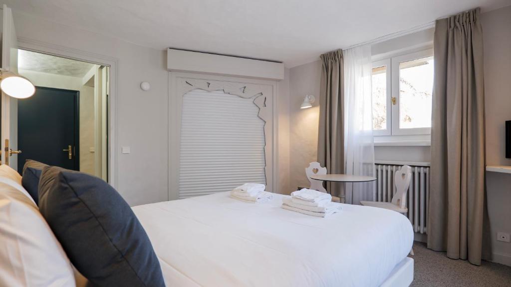 Hotel Des Deux Gares photo