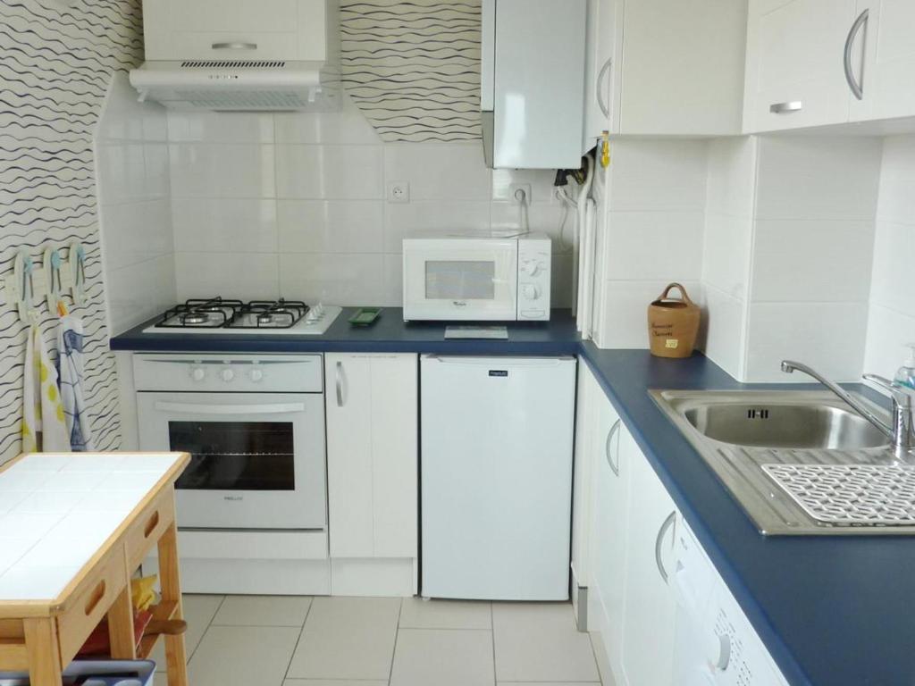 T2 rénové avec balcon, parking couvert, animaux admis - FR-1-92-583 - 4